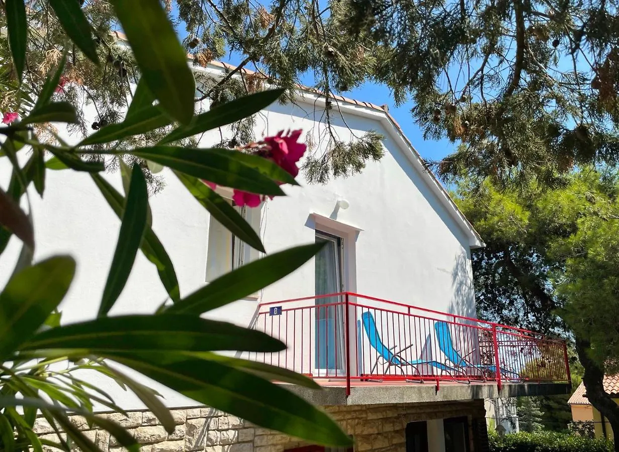 House Fras With Two Apartments Premantura