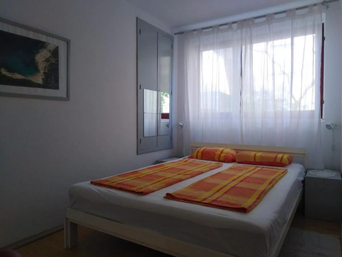 House Fras With Two Apartments Premantura