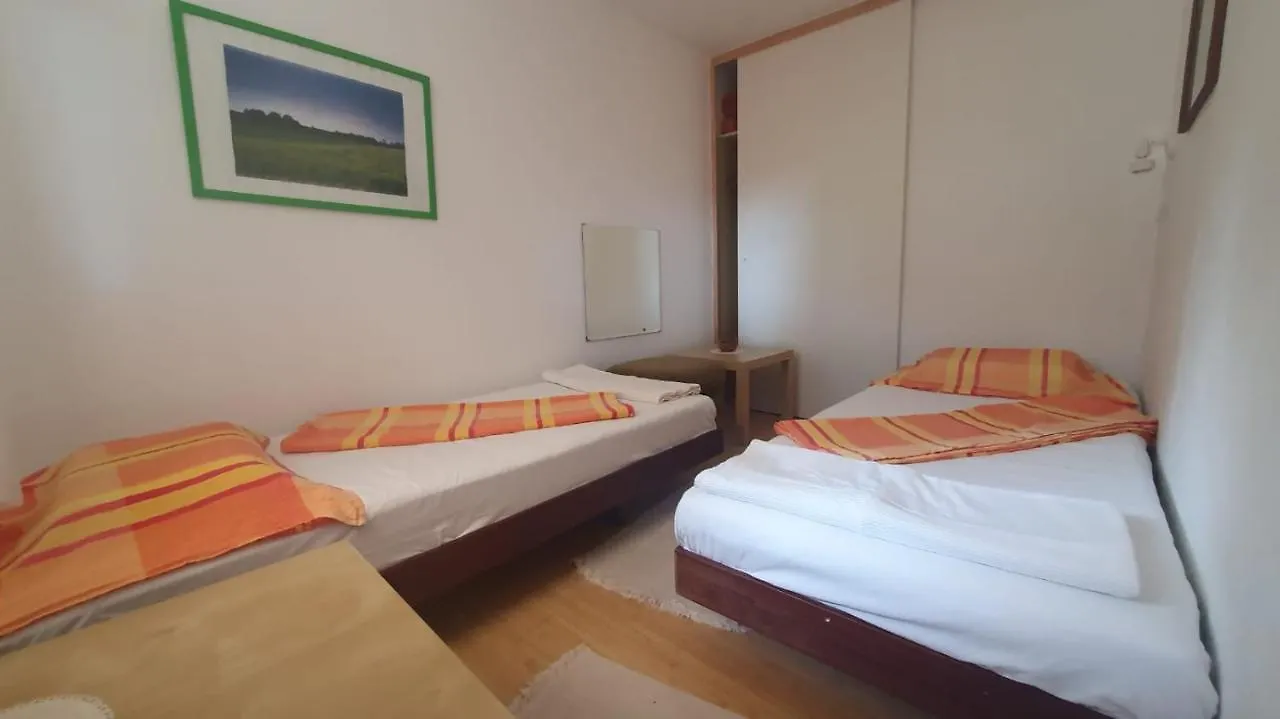 House Fras With Two Apartments Premantura 0*,